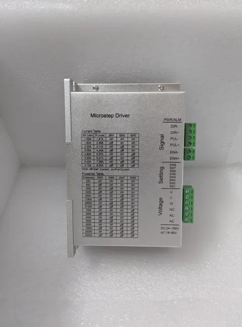 Stepper drive, 3 phase 24~100VDC/18~80VAC, 1.4~8.0A. - additional view