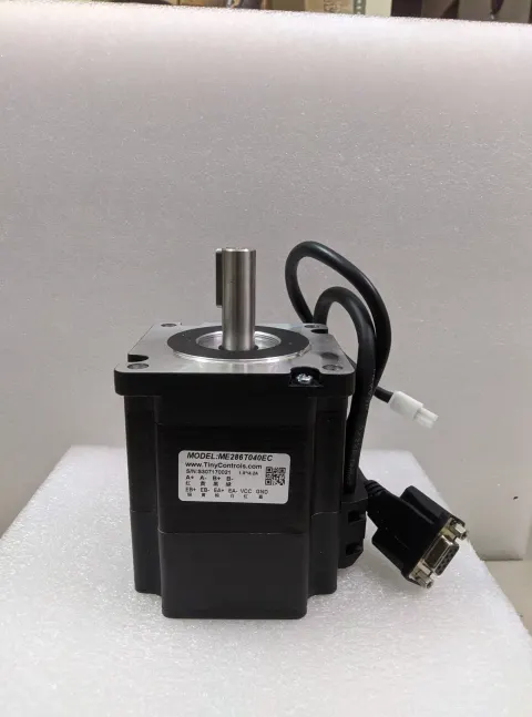 ME286T040EC closed-loop stepper motor, 4 Nm, NEMA 34 86mm flange with encoder cable — additional view